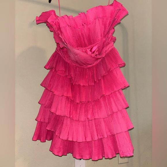 mable Dresses & Skirts - Mable Pink strapless dress